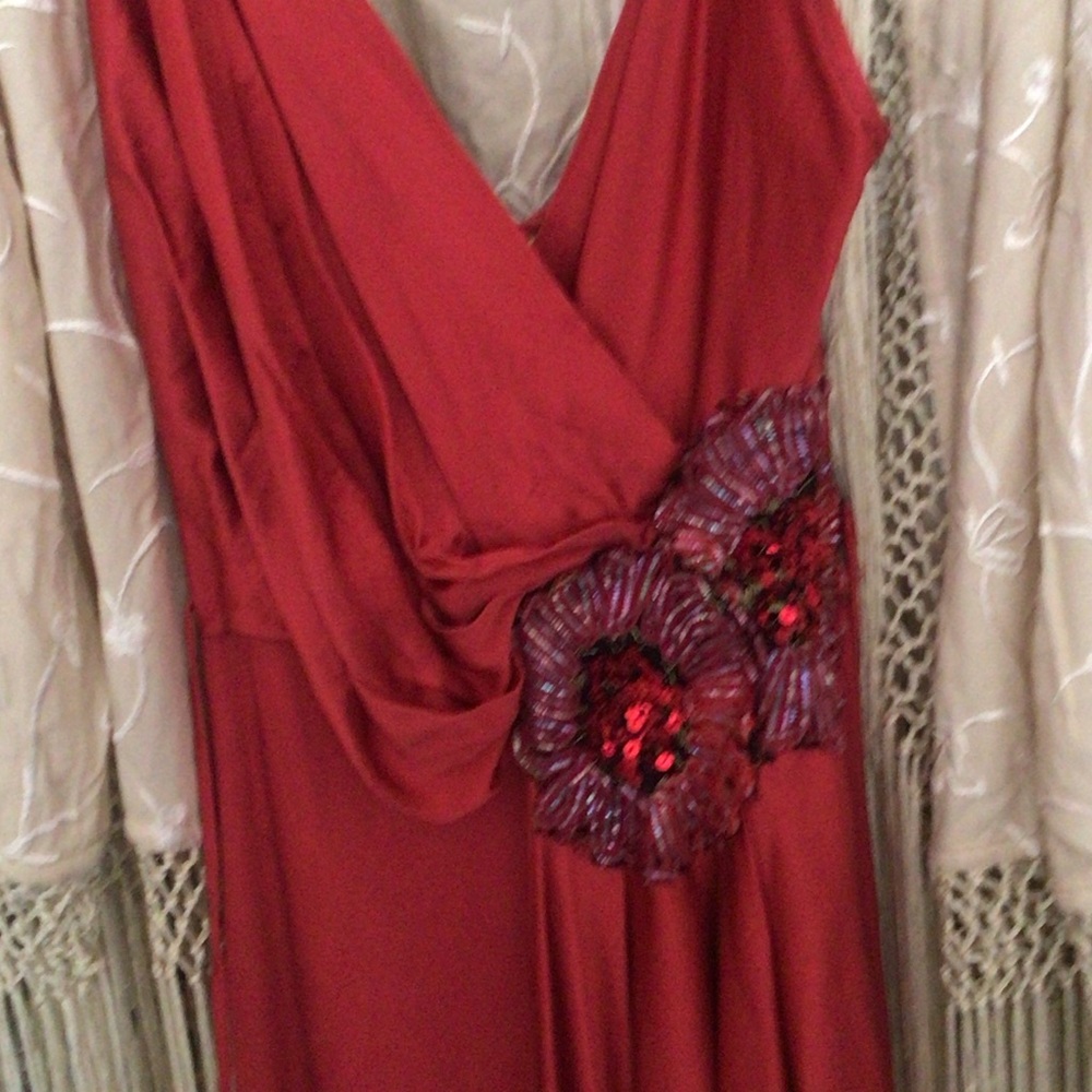 Rare 100% silk  Red Floral-Embellished Midi Dress Xs to Sz 4 max